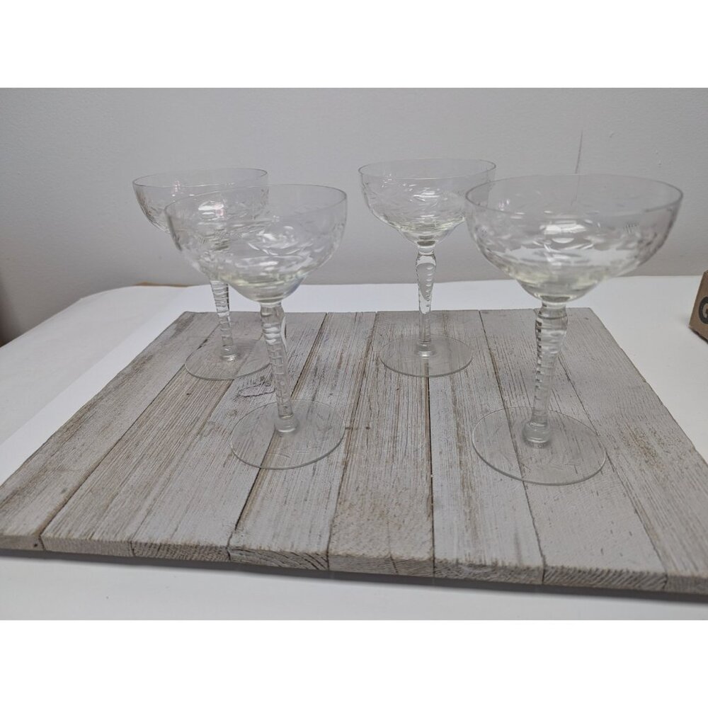 Set Of 4 Vintage Flower Etched Crystal Sherbet Champagne Glasses 5 7/8” Clear